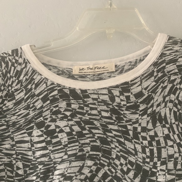 WE THE FREE T SHIRT WOMENS SIZES SMALL - Picture 2 of 12